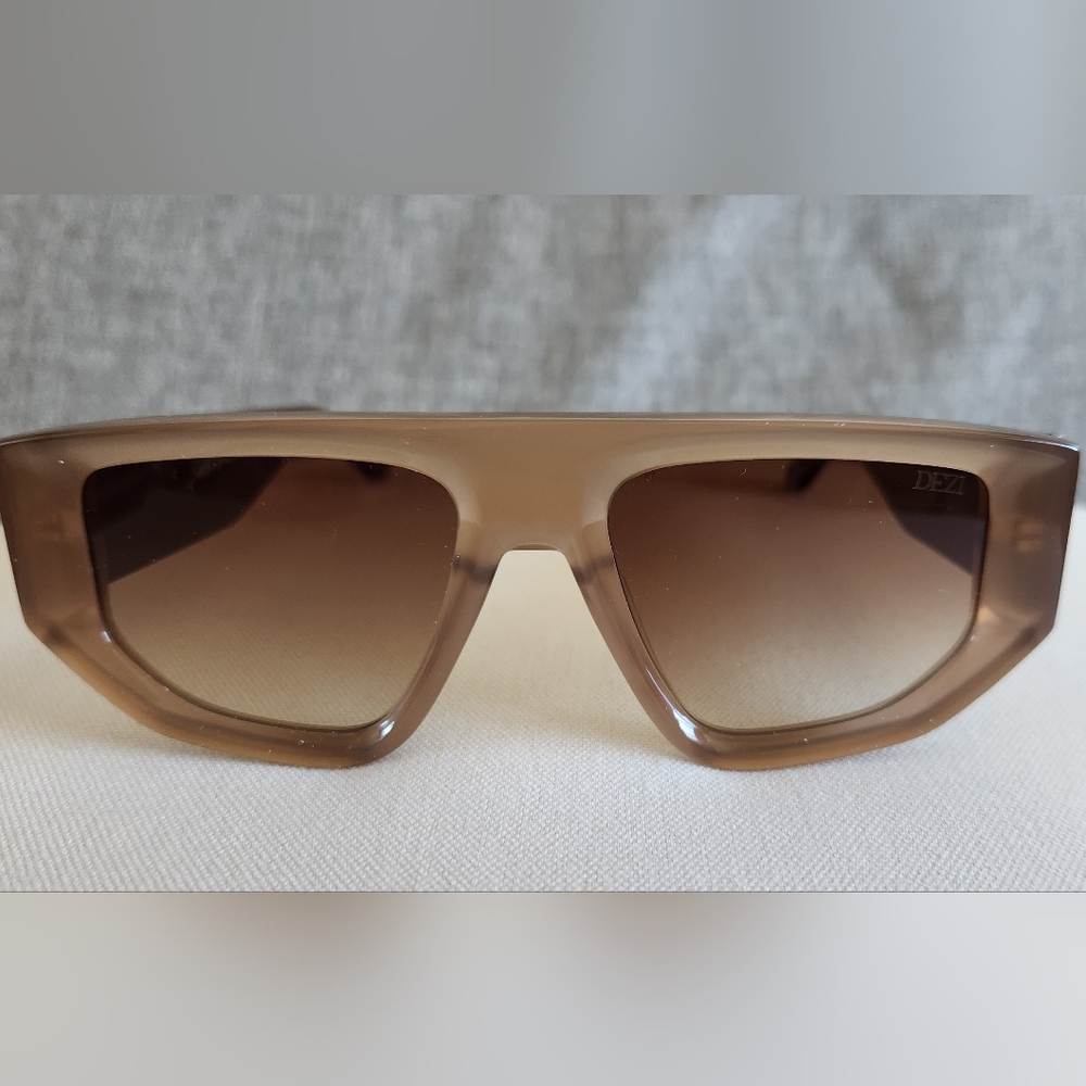 Dezi Brown Sunglasses for Women (Backtrack)